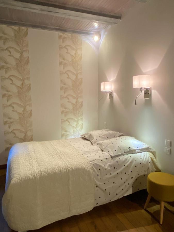 Une Evidence Tendance Et Design Ornans Exterior photo