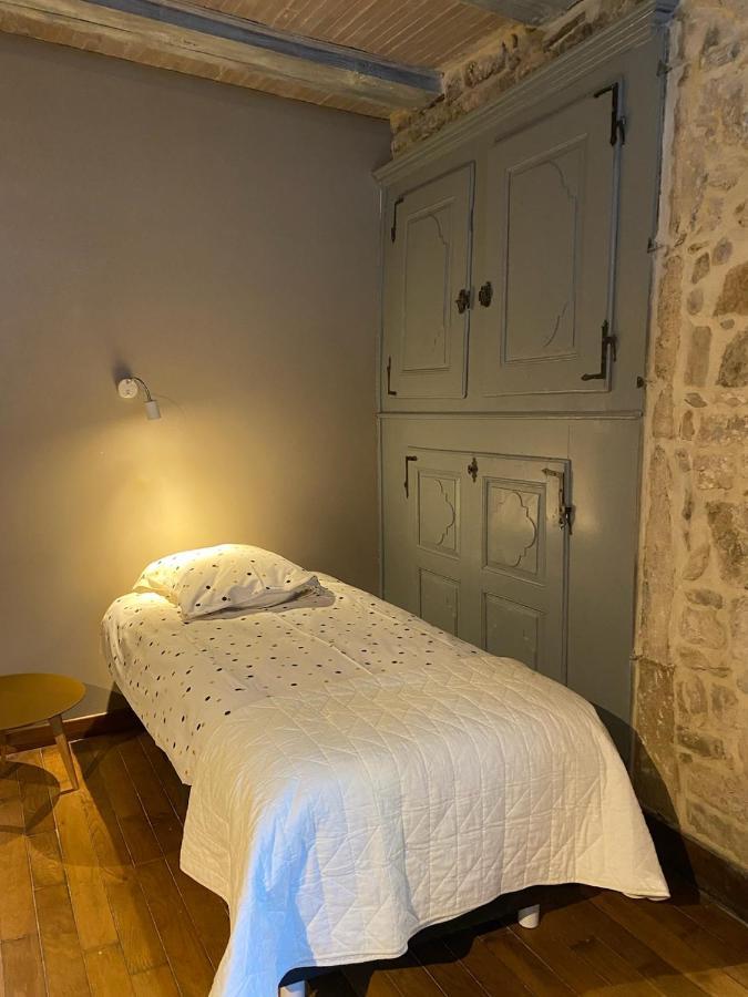 Une Evidence Tendance Et Design Ornans Exterior photo