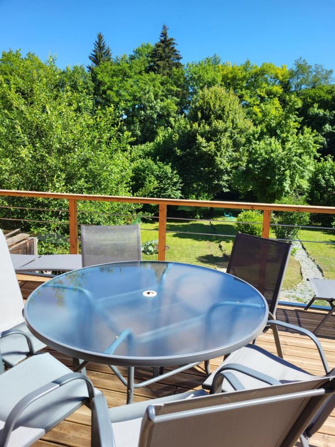 Une Evidence Tendance Et Design Ornans Exterior photo